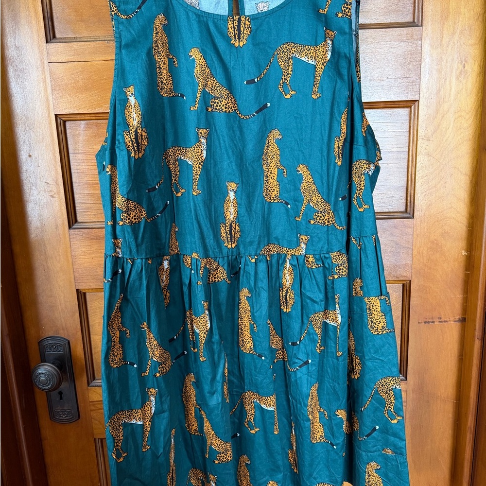 Modcloth Cheetah Dress Size 3X Like New